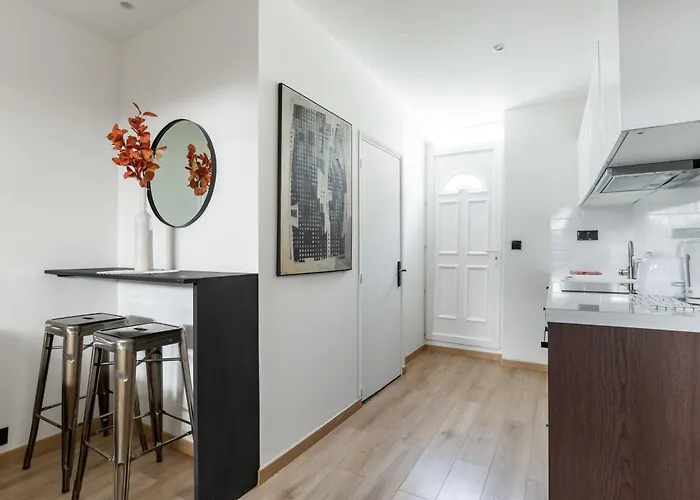 Batignolles Truffaut Charming Apartment 4P-1Br